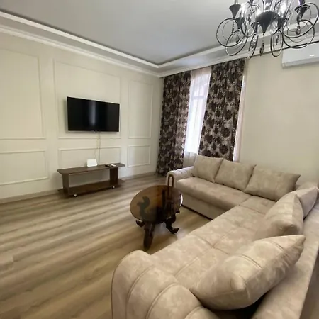 Moderne Oleg Apartment *